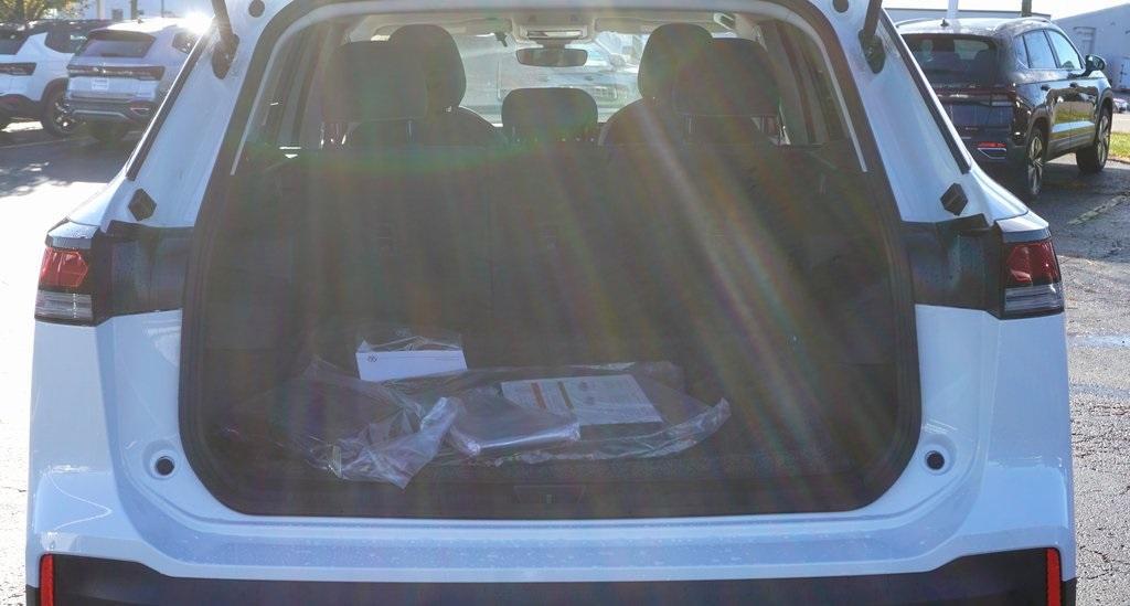 new 2026 Volkswagen Tiguan car, priced at $34,724