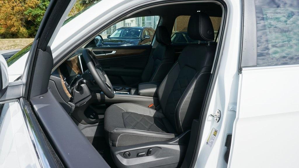 new 2026 Volkswagen Atlas car, priced at $50,870