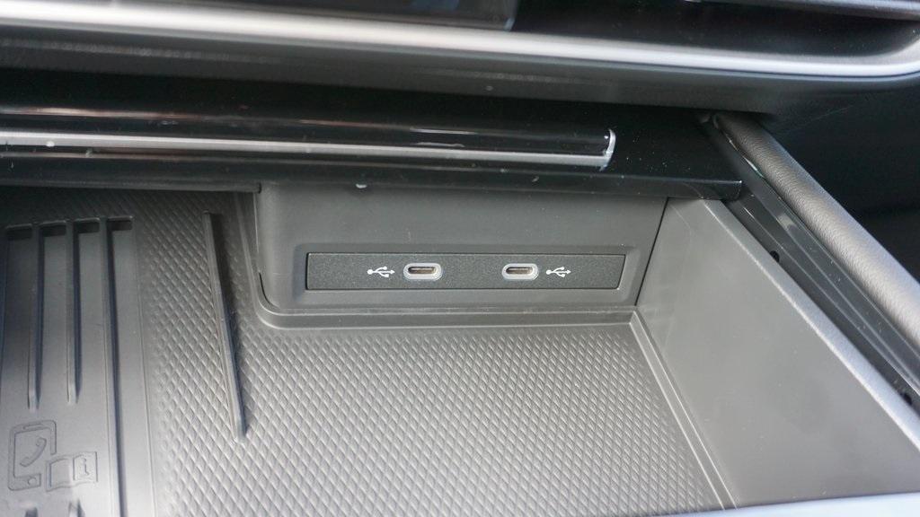 new 2026 Volkswagen Atlas car, priced at $50,870