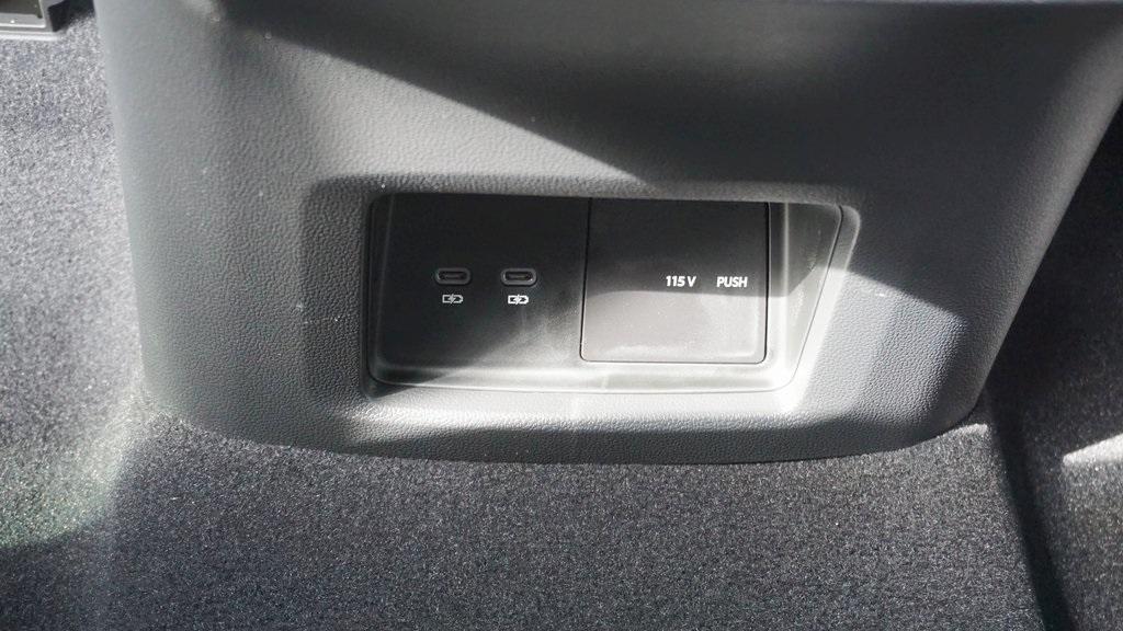 new 2026 Volkswagen Atlas car, priced at $50,870