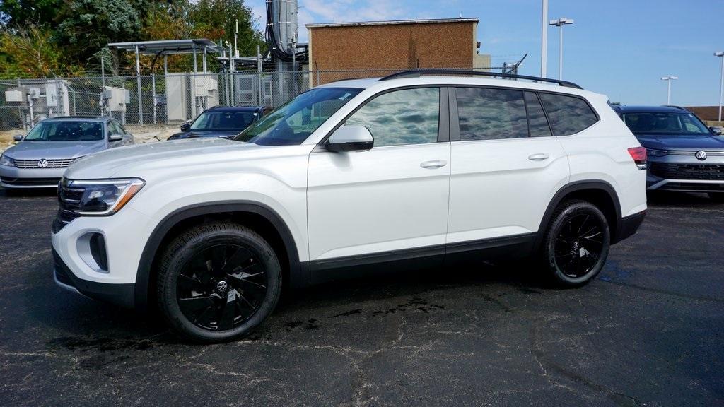 new 2026 Volkswagen Atlas car, priced at $50,870