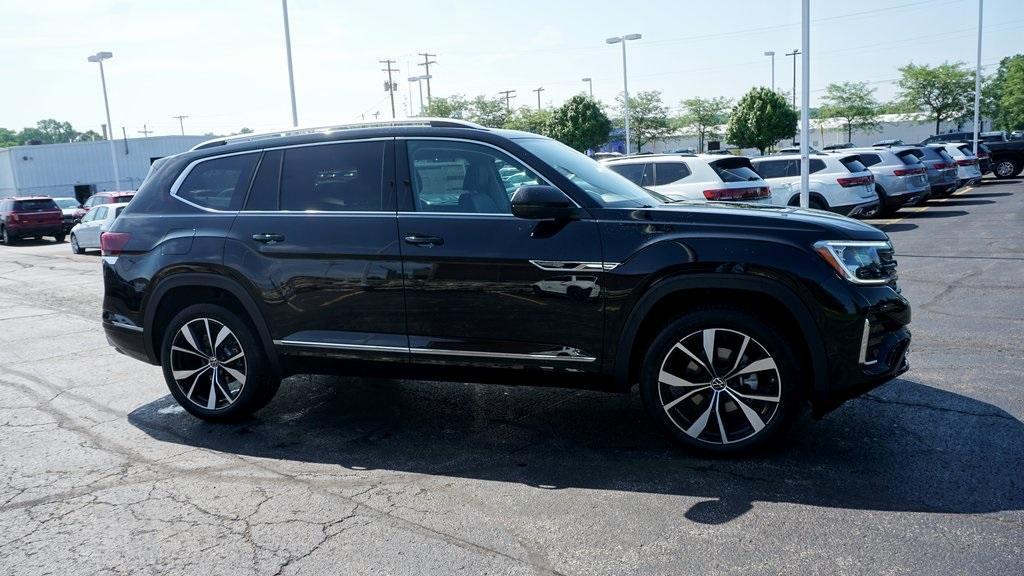 new 2025 Volkswagen Atlas car, priced at $57,234