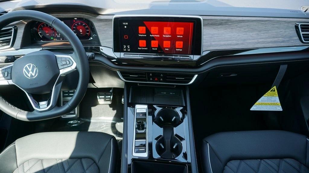 new 2025 Volkswagen Atlas car, priced at $57,234