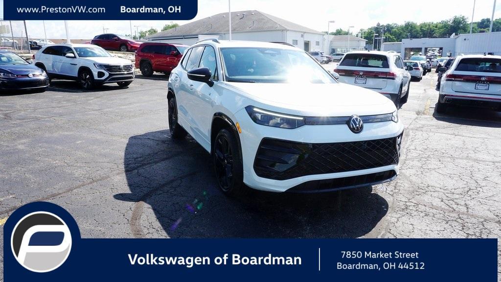 new 2025 Volkswagen Tiguan car, priced at $39,709