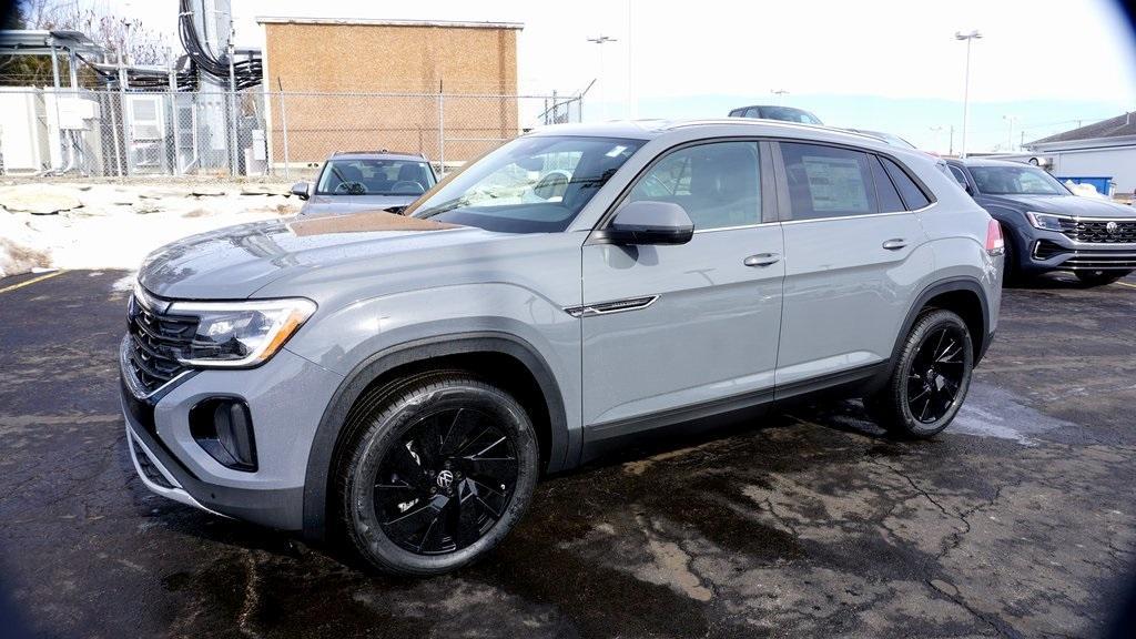 new 2025 Volkswagen Atlas Cross Sport car, priced at $45,237