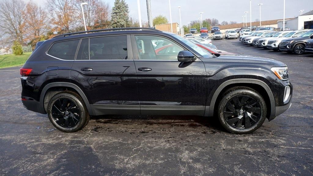 new 2025 Volkswagen Atlas car, priced at $47,562