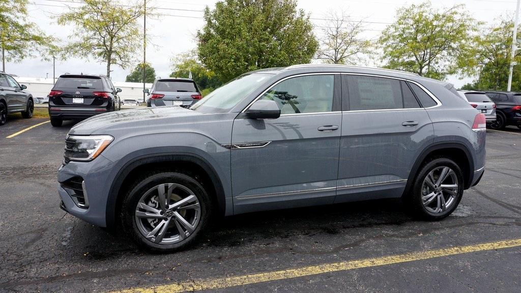 new 2024 Volkswagen Atlas Cross Sport car, priced at $50,445