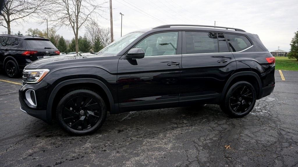 new 2025 Volkswagen Atlas car, priced at $45,932