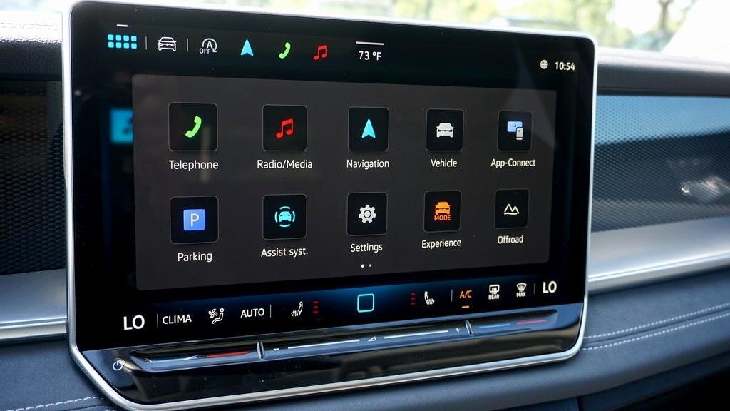 new 2025 Volkswagen Tiguan car, priced at $36,255