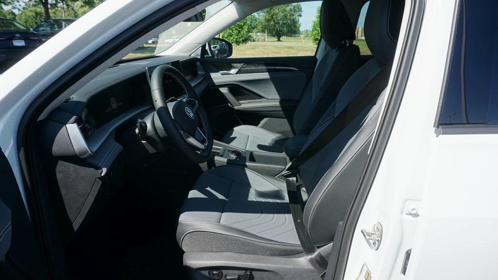 new 2025 Volkswagen Tiguan car, priced at $36,255