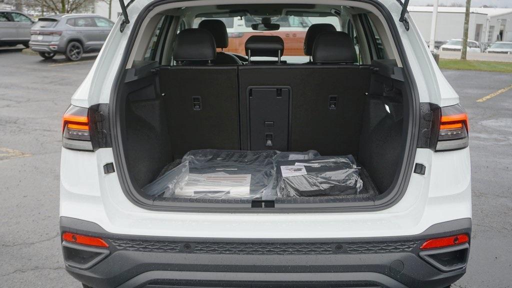 new 2026 Volkswagen Taos car, priced at $35,397