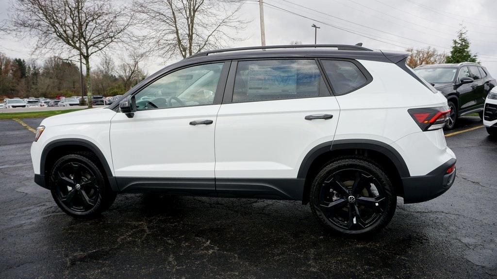 new 2026 Volkswagen Taos car, priced at $35,397