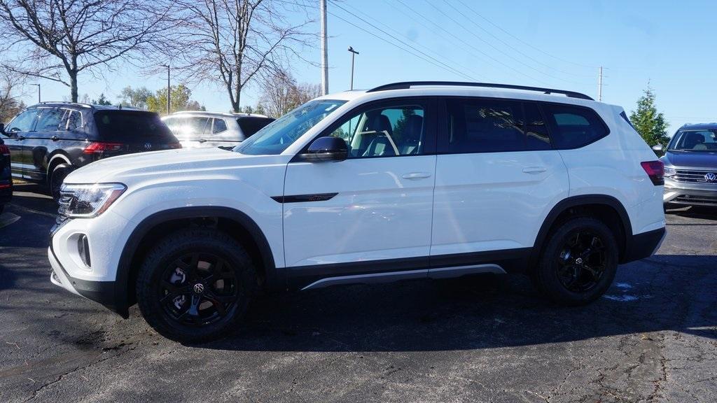 new 2025 Volkswagen Atlas car, priced at $47,800