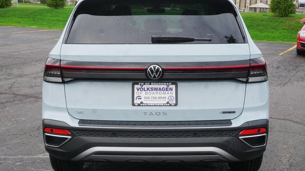 new 2025 Volkswagen Taos car, priced at $33,549