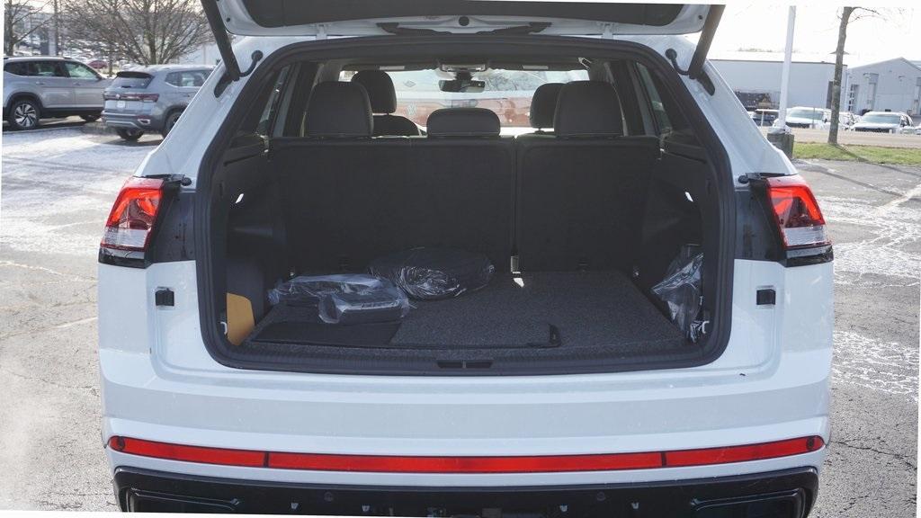 new 2026 Volkswagen Atlas Cross Sport car, priced at $53,875