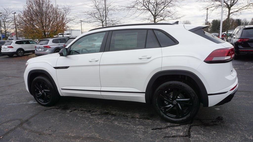 new 2025 Volkswagen Atlas Cross Sport car, priced at $50,973