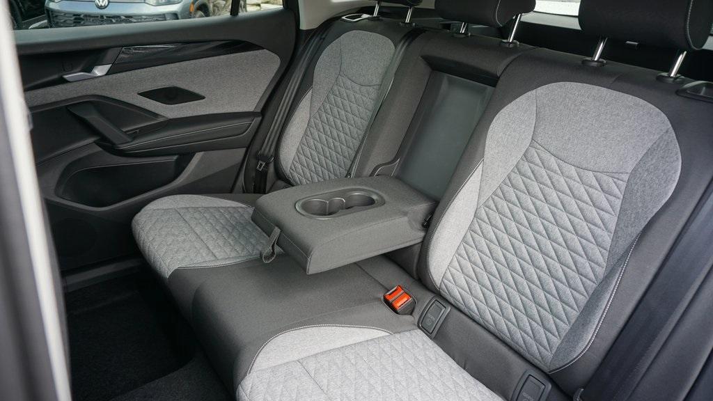 new 2025 Volkswagen Tiguan car, priced at $33,035