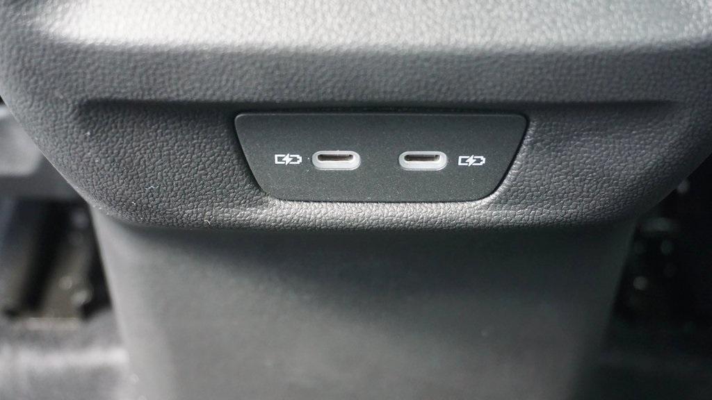 new 2025 Volkswagen Tiguan car, priced at $33,035