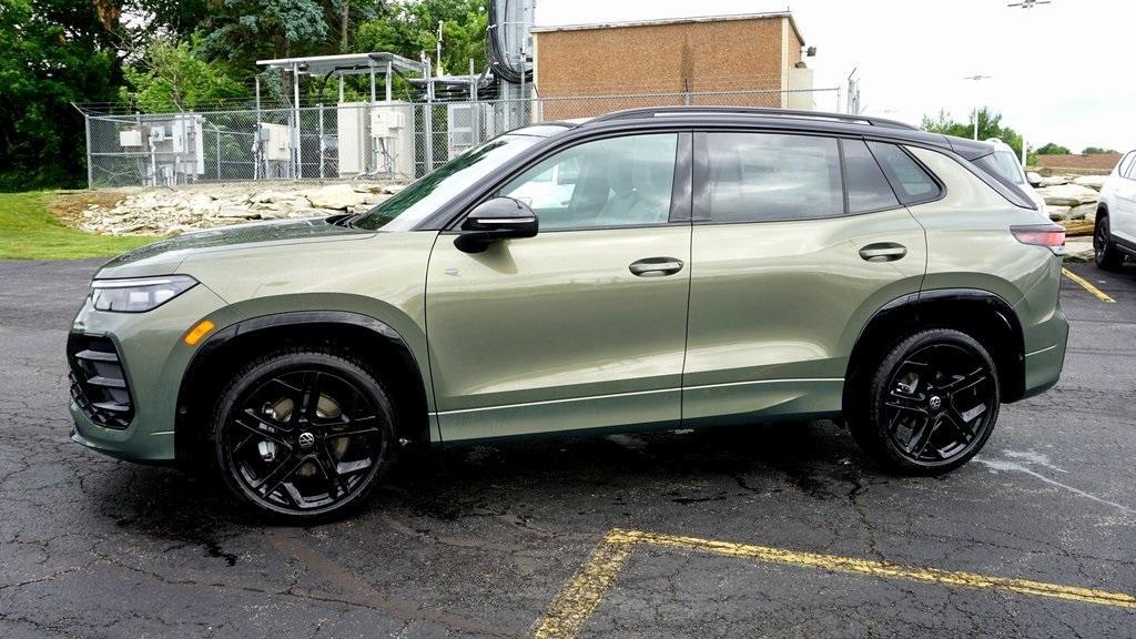 new 2025 Volkswagen Tiguan car, priced at $40,509