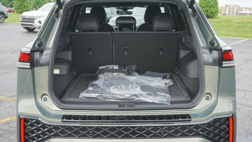new 2025 Volkswagen Tiguan car, priced at $40,509