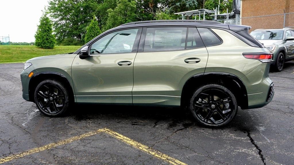 new 2025 Volkswagen Tiguan car, priced at $40,509