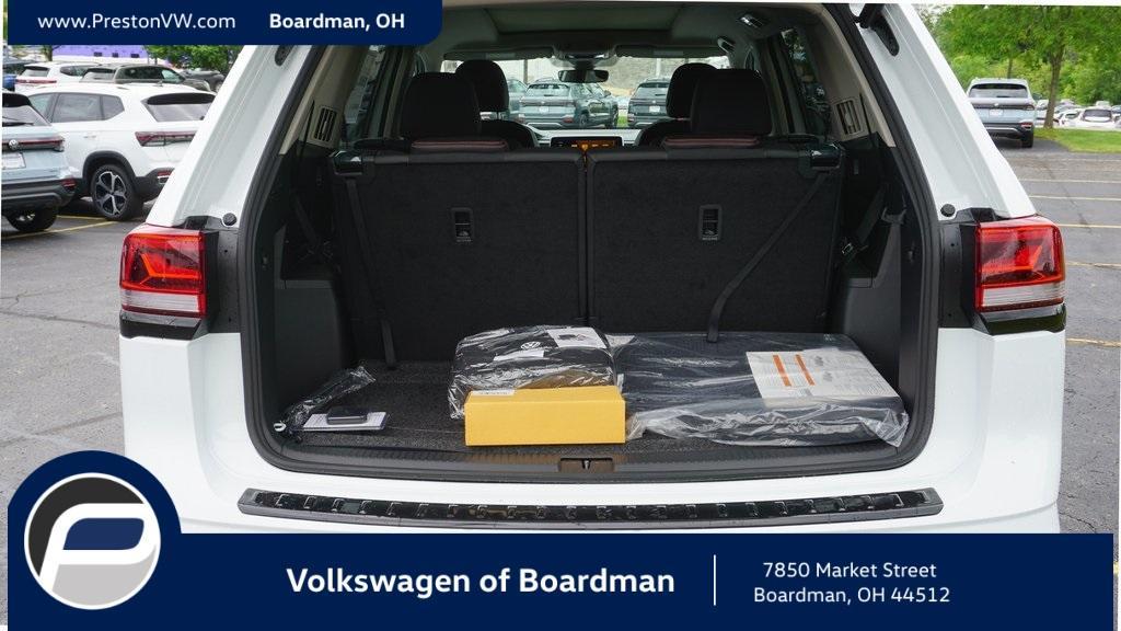 new 2025 Volkswagen Atlas car, priced at $49,819
