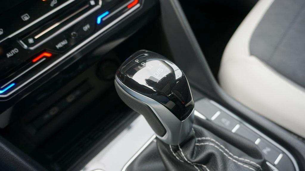 new 2025 Volkswagen Taos car, priced at $33,094