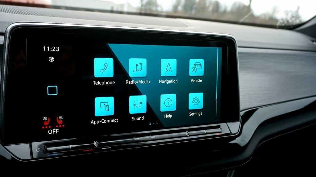 new 2026 Volkswagen Atlas Cross Sport car, priced at $49,344