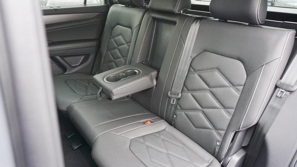 new 2026 Volkswagen Atlas Cross Sport car, priced at $49,344