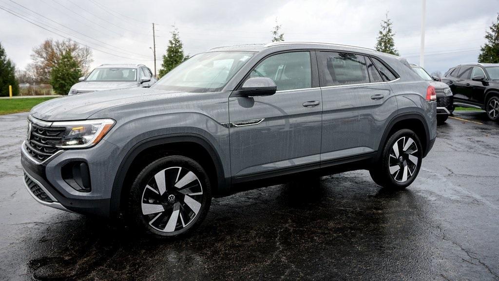 new 2026 Volkswagen Atlas Cross Sport car, priced at $49,344