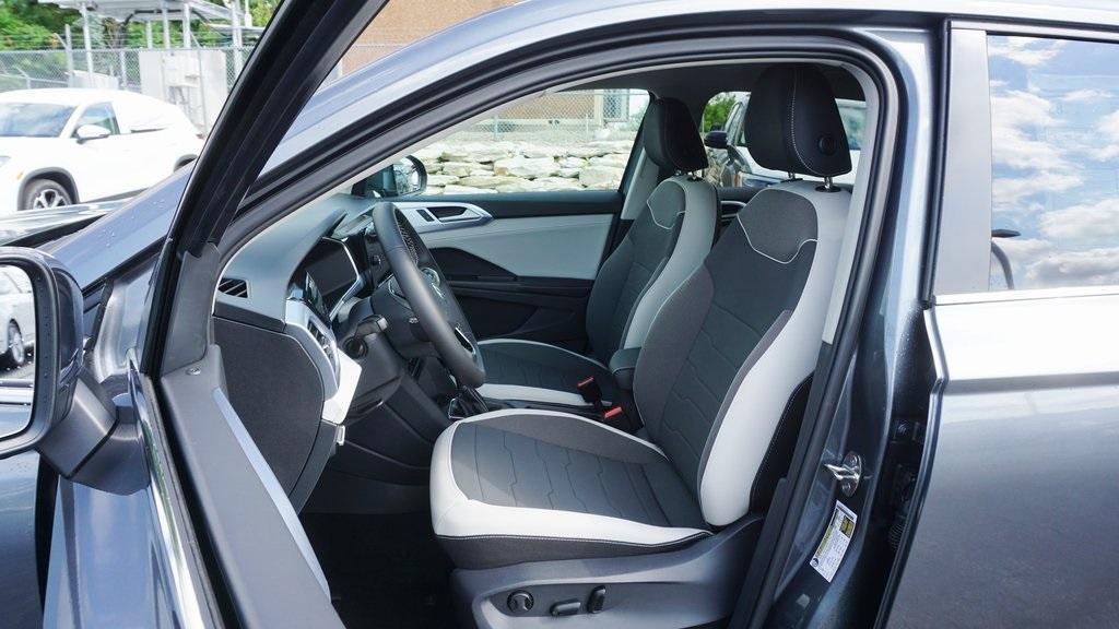 new 2025 Volkswagen Taos car, priced at $31,721