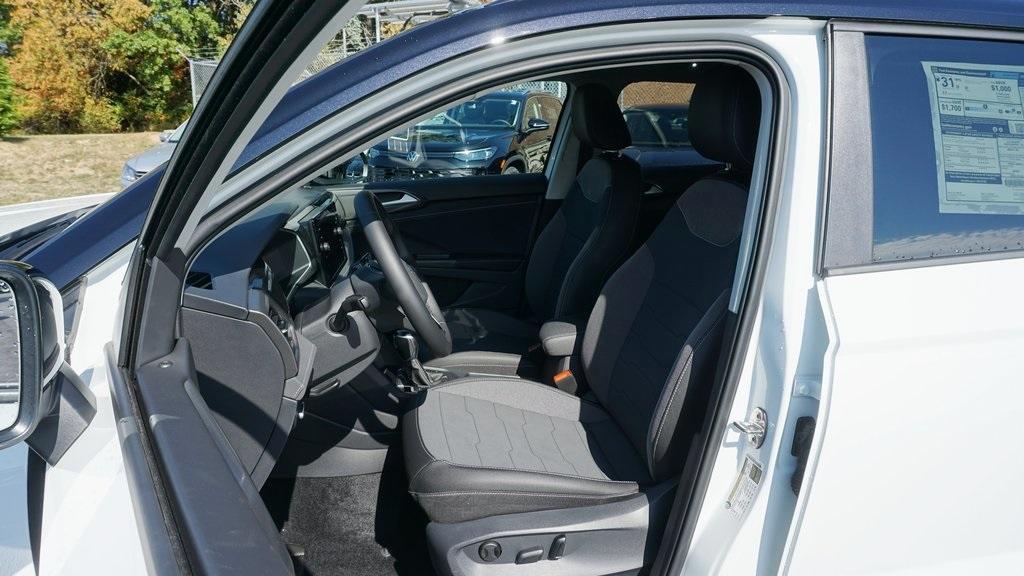 new 2025 Volkswagen Taos car, priced at $31,778