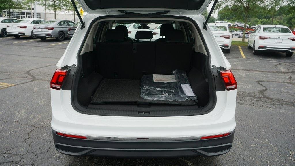 new 2024 Volkswagen Tiguan car, priced at $31,674