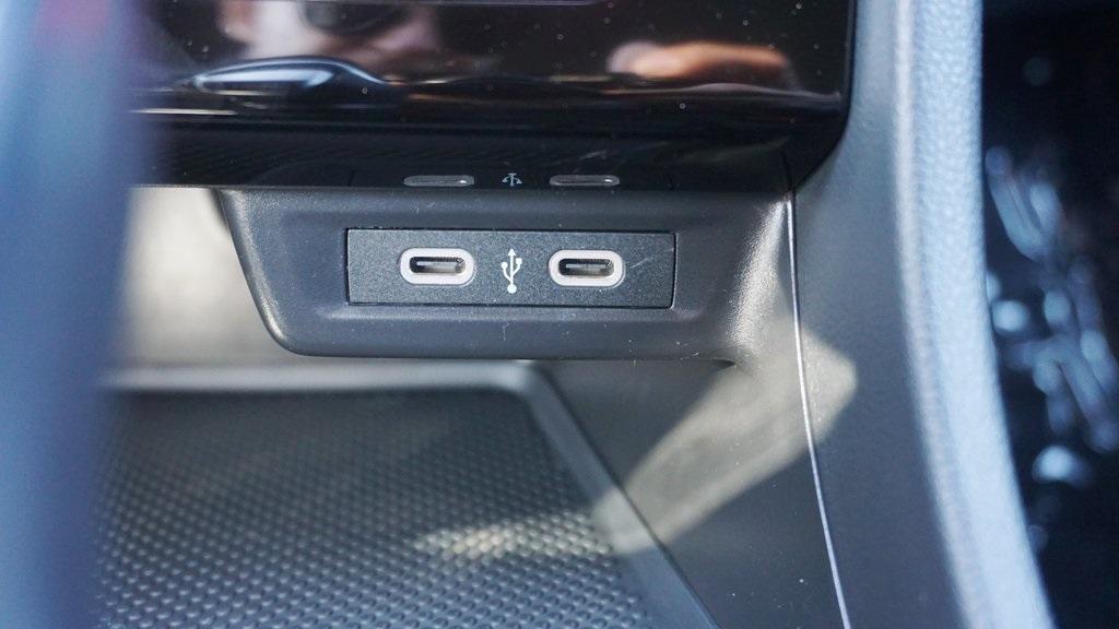 new 2025 Volkswagen Jetta car, priced at $25,053