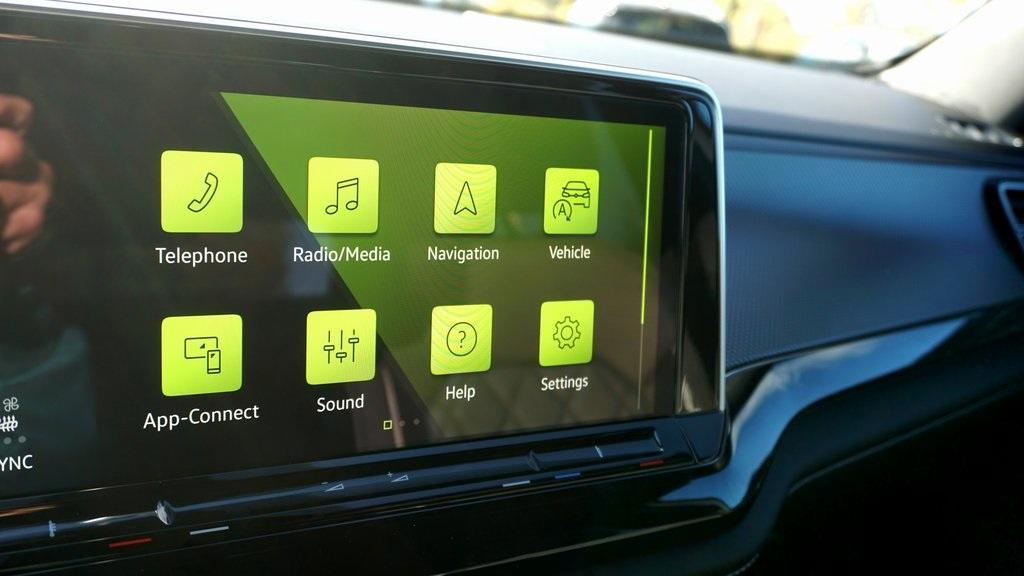 new 2026 Volkswagen Atlas Cross Sport car, priced at $57,884