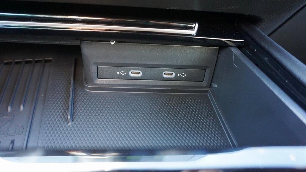 new 2026 Volkswagen Atlas Cross Sport car, priced at $57,884