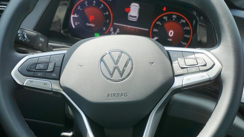 new 2025 Volkswagen Atlas car, priced at $50,641