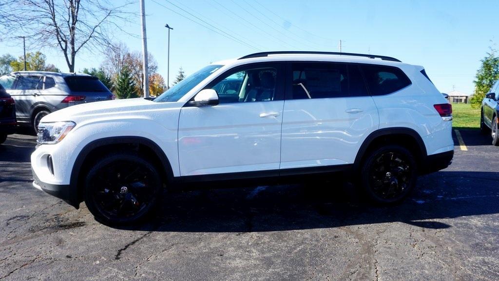 new 2025 Volkswagen Atlas car, priced at $45,932