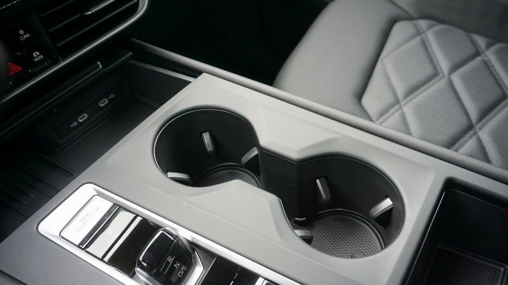 new 2026 Volkswagen Atlas car, priced at $44,029