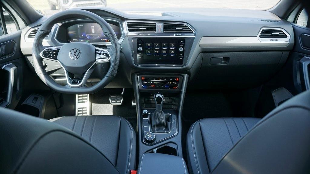 new 2024 Volkswagen Tiguan car, priced at $37,525