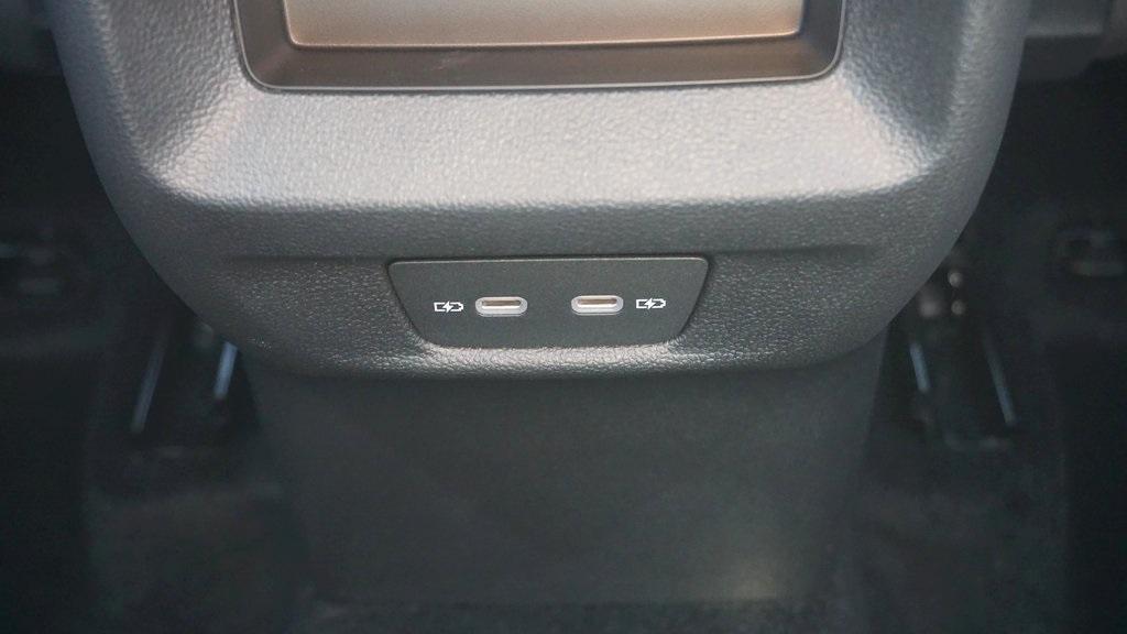 new 2026 Volkswagen Tiguan car, priced at $39,072