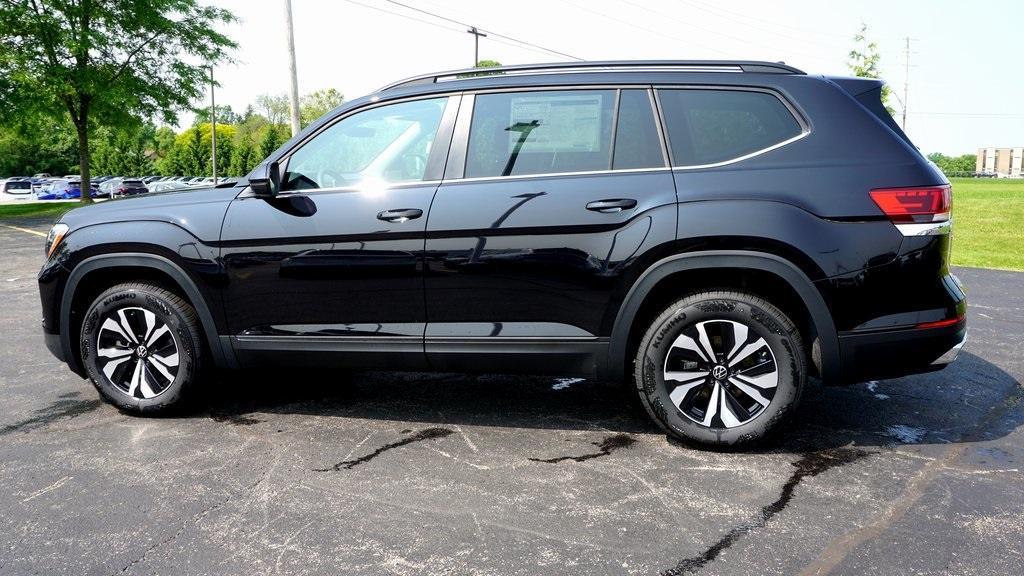 new 2025 Volkswagen Atlas car, priced at $42,577
