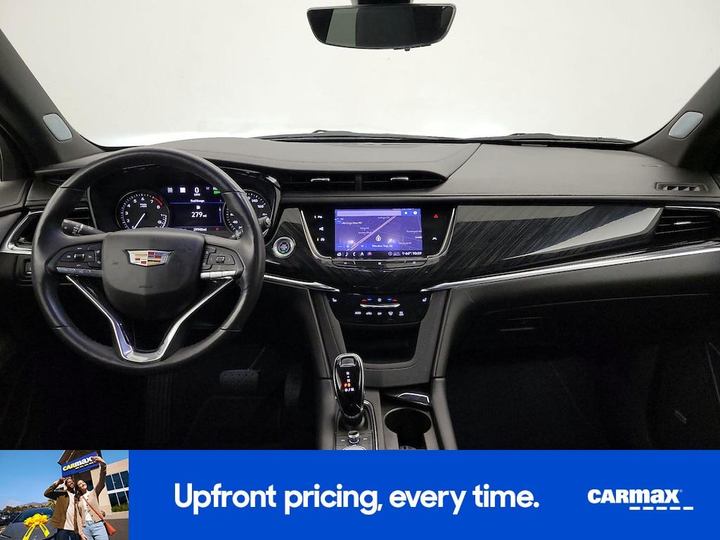 used 2020 Cadillac XT6 car, priced at $33,998