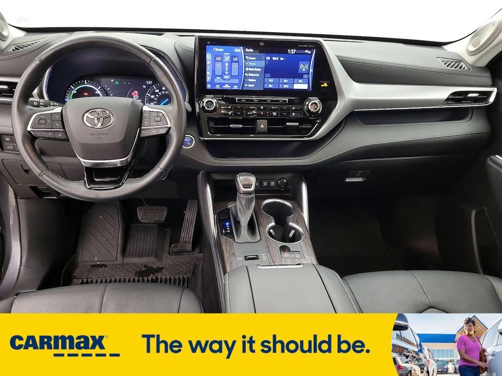 used 2021 Toyota Highlander Hybrid car, priced at $48,998