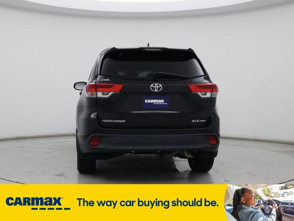 used 2019 Toyota Highlander car, priced at $31,998