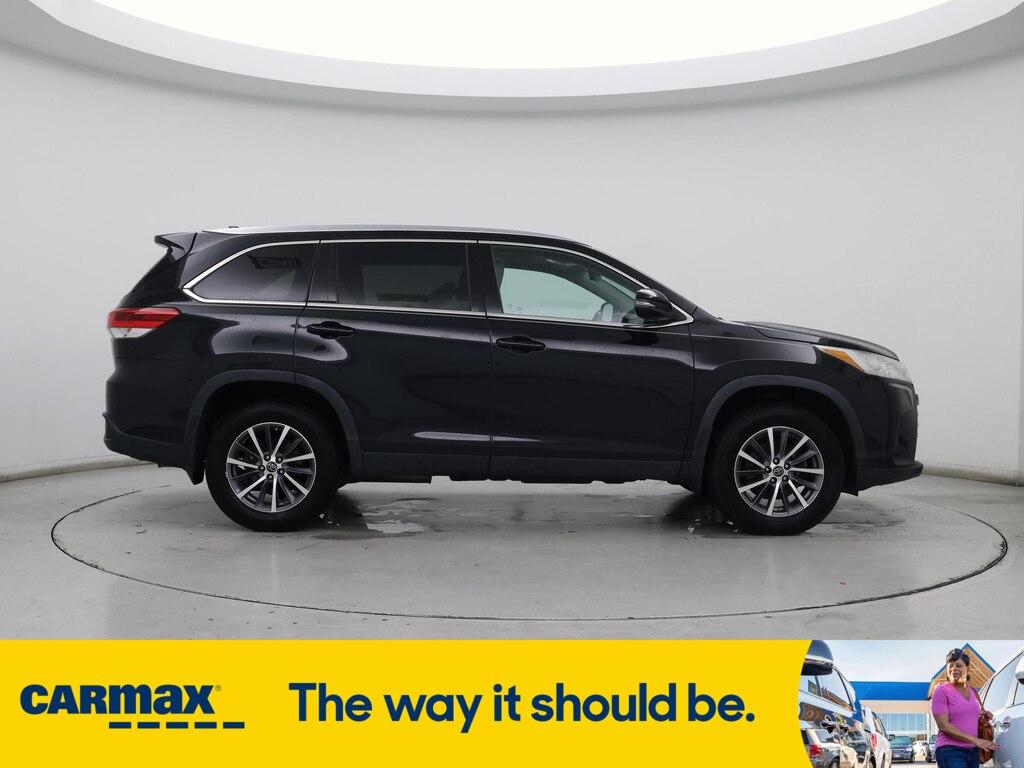 used 2019 Toyota Highlander car, priced at $31,998