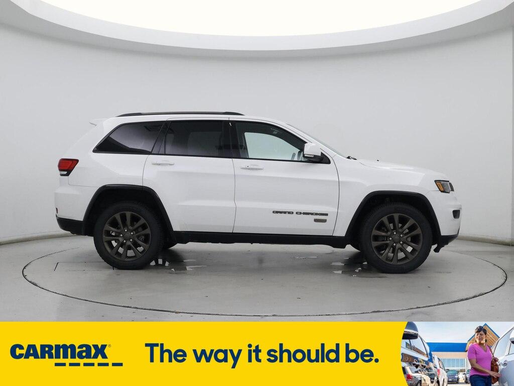used 2016 Jeep Grand Cherokee car, priced at $18,998