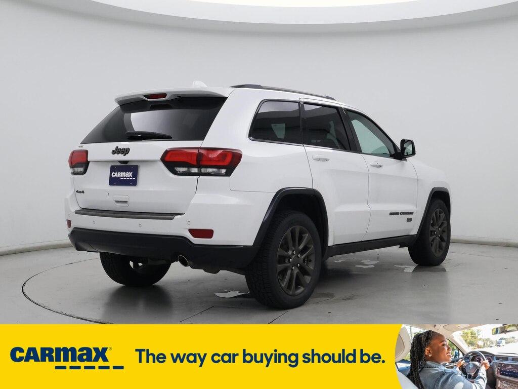 used 2016 Jeep Grand Cherokee car, priced at $18,998