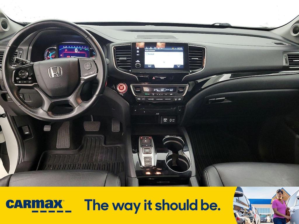 used 2020 Honda Pilot car, priced at $33,998