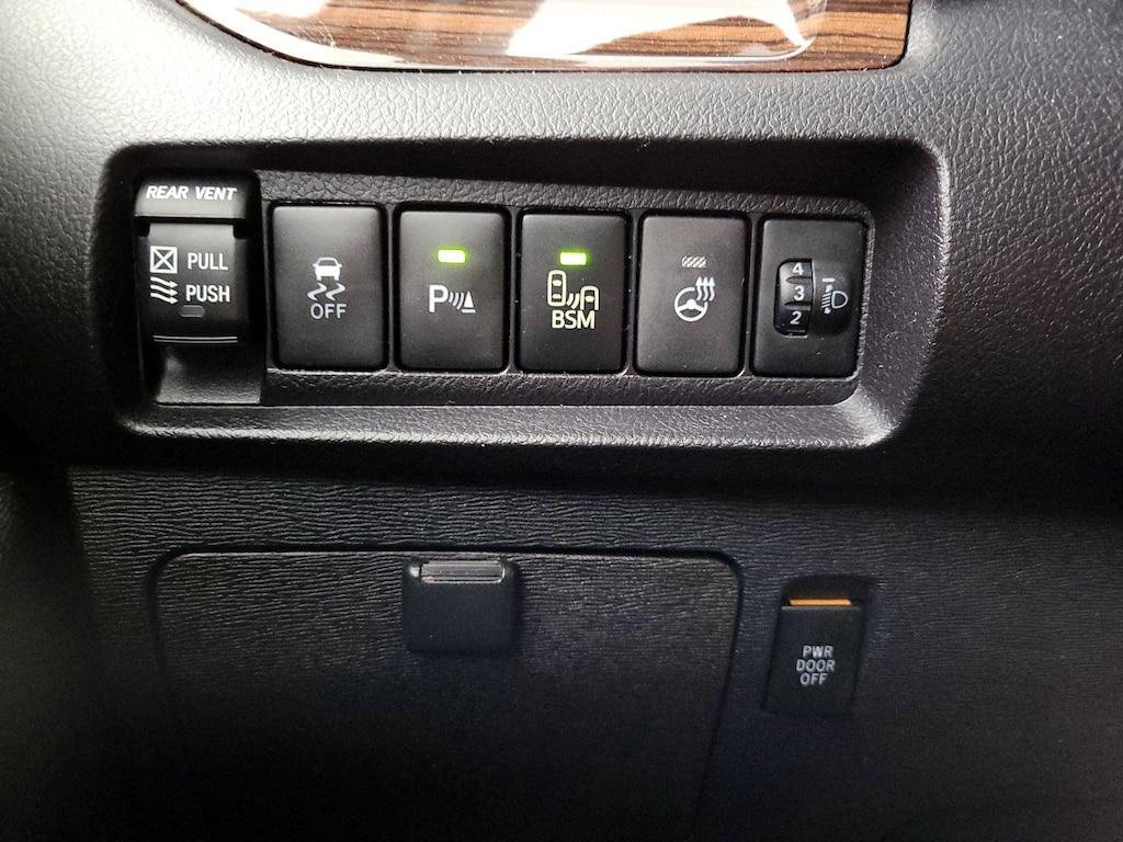 used 2015 Toyota Sienna car, priced at $29,998